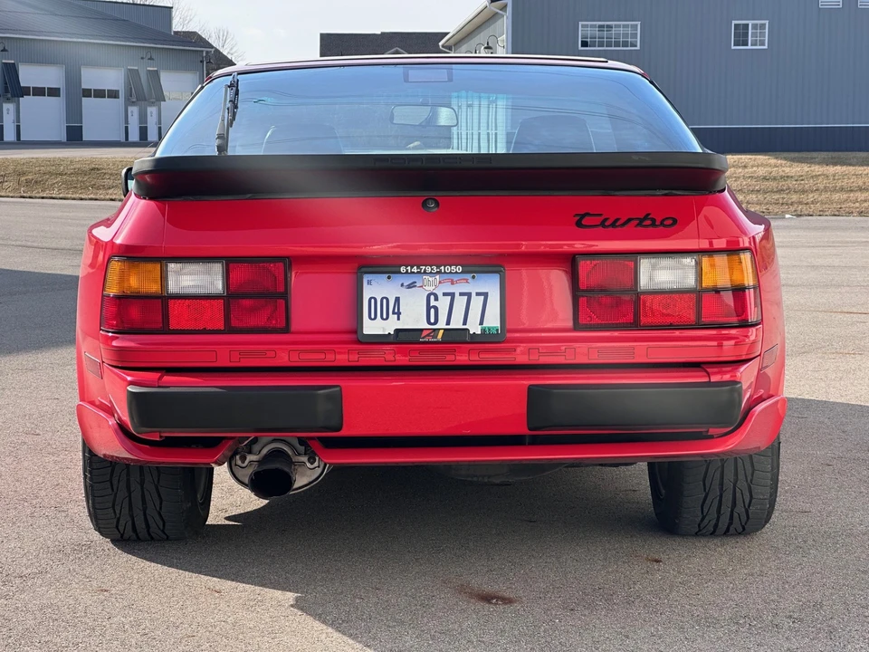 1989 Porsche 944 Turbo - Image 6 of 31