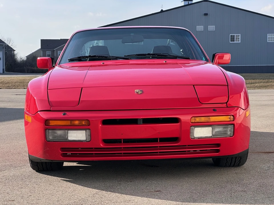 1989 Porsche 944 Turbo - Image 12 of 31