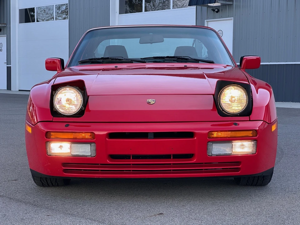 1989 Porsche 944 Turbo - Image 13 of 31