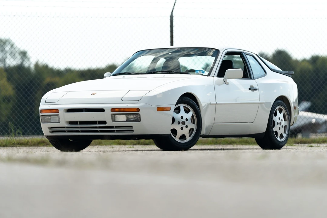 1989 Porsche 944 Turbo - Image 5 of 31