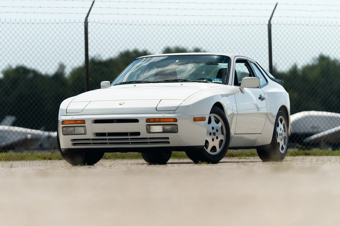 1989 Porsche 944 Turbo - Image 17 of 31
