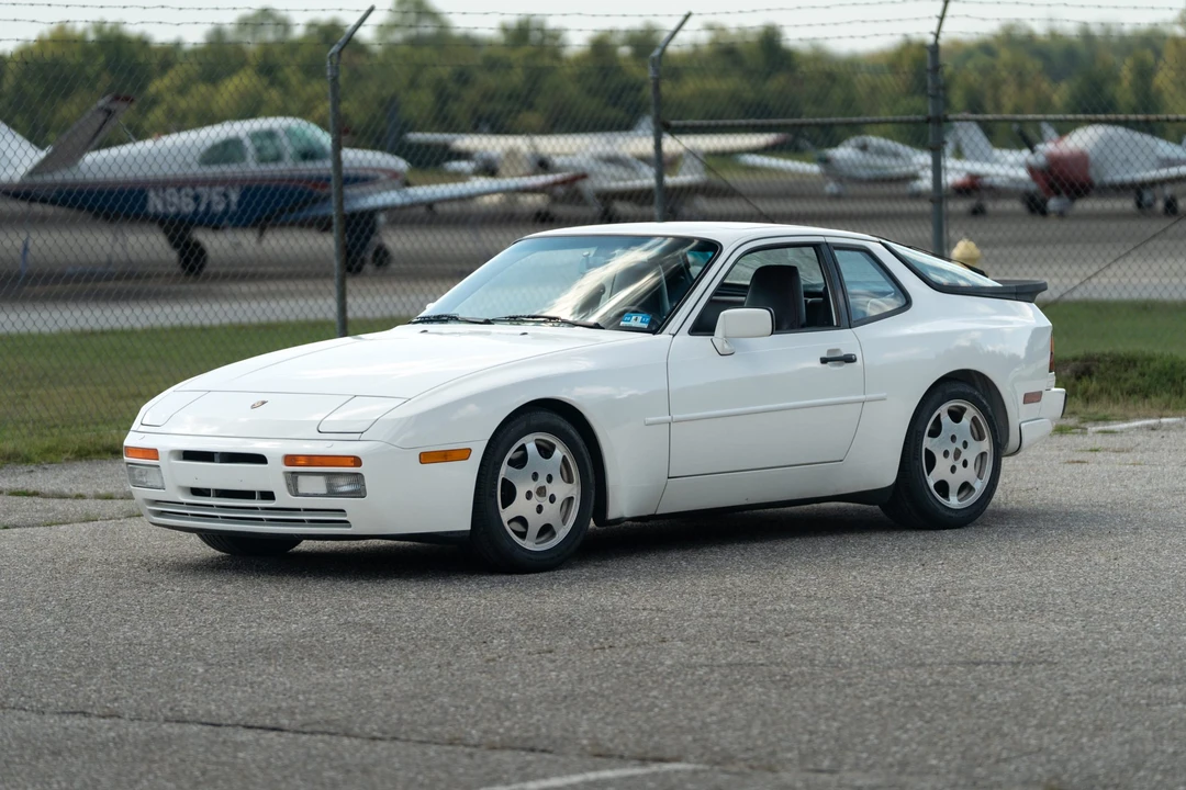 1989 Porsche 944 Turbo - Image 4 of 31