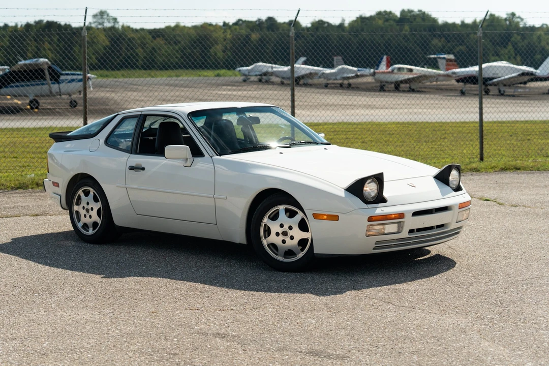 1989 Porsche 944 Turbo - Image 28 of 31