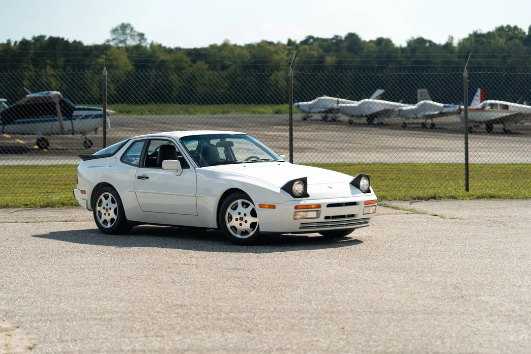 1989 Porsche 944 Turbo - Image 27 of 31