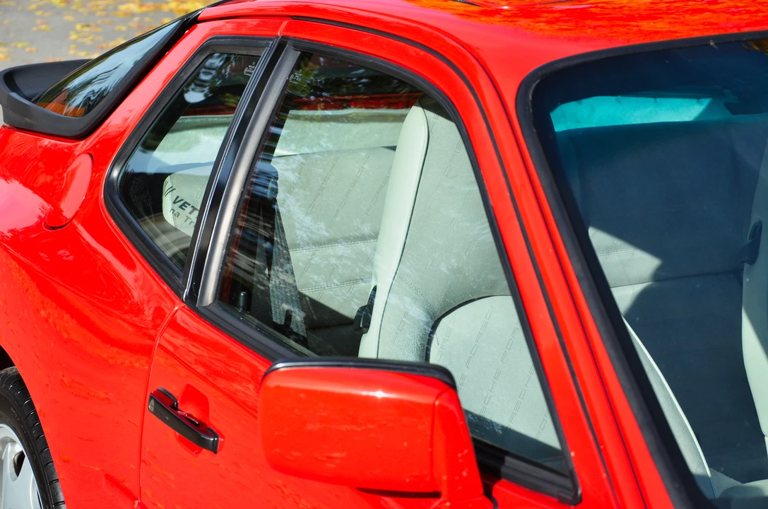 1989 Porsche 944 Turbo - Image 27 of 31