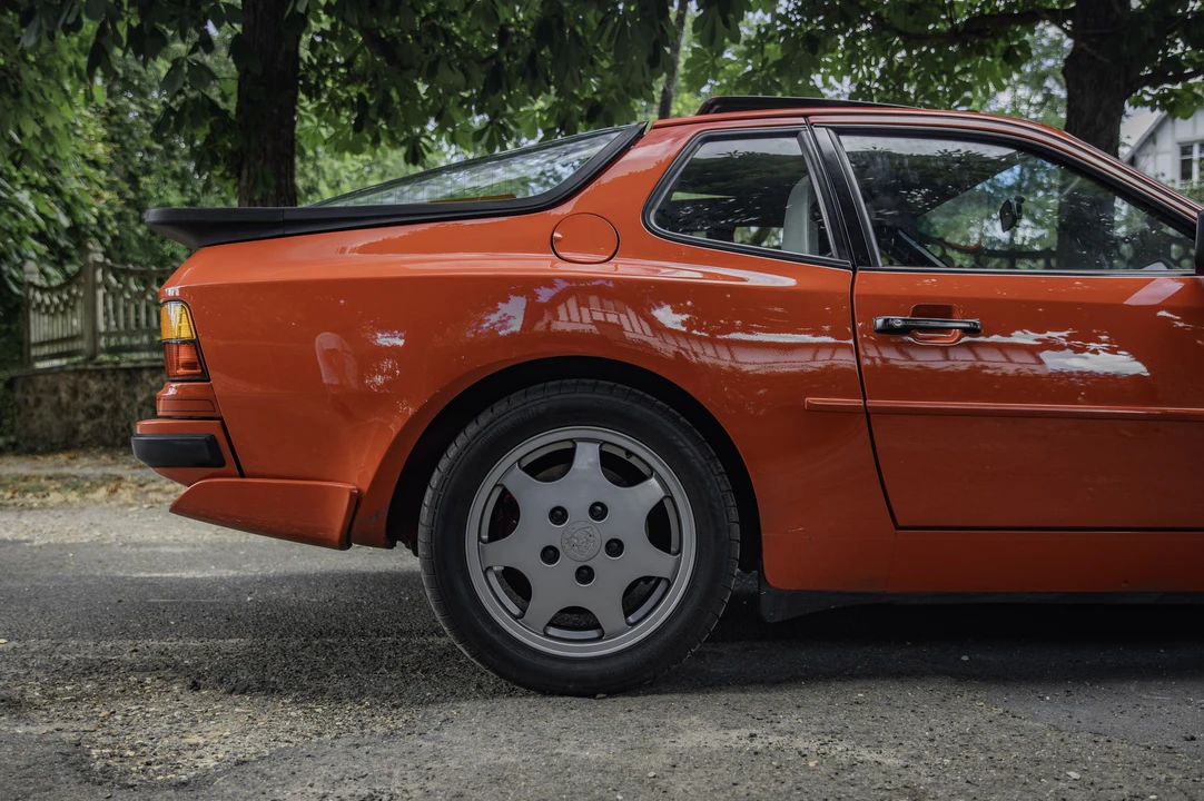 1989 Porsche 944 Turbo - Image 27 of 31