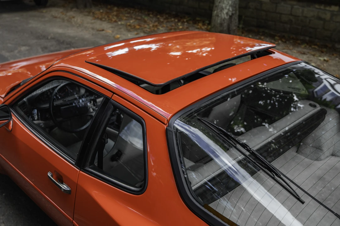 1989 Porsche 944 Turbo - Image 15 of 31