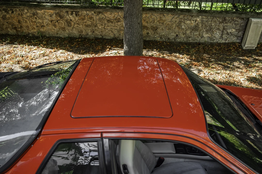1989 Porsche 944 Turbo - Image 26 of 31