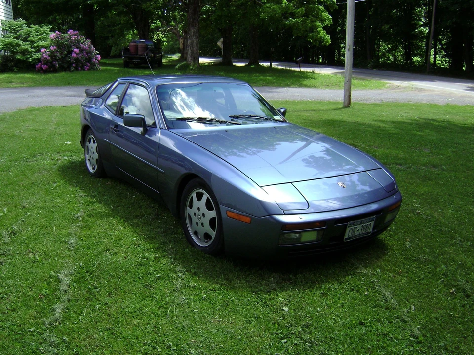 1989 Porsche 944 Turbo - Image 2 of 16