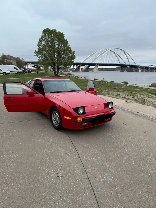 1989 Porsche 944 - Image 3 of 30