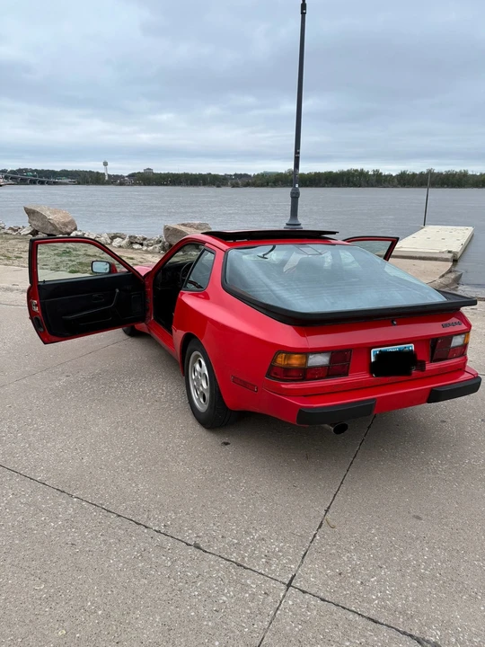 1989 Porsche 944 - Image 23 of 30