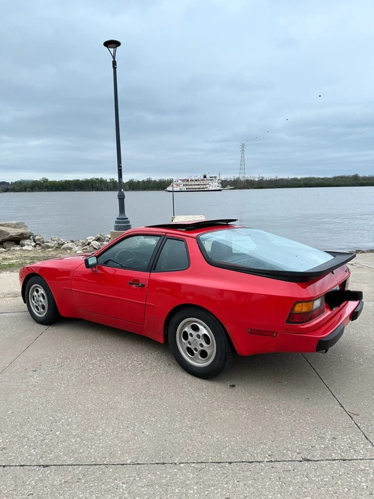 1989 Porsche 944 - Image 25 of 30