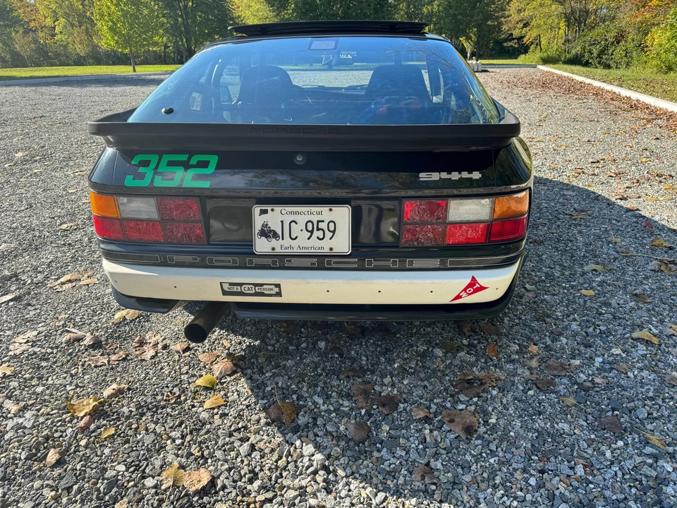 1989 Porsche 944 - Image 11 of 31