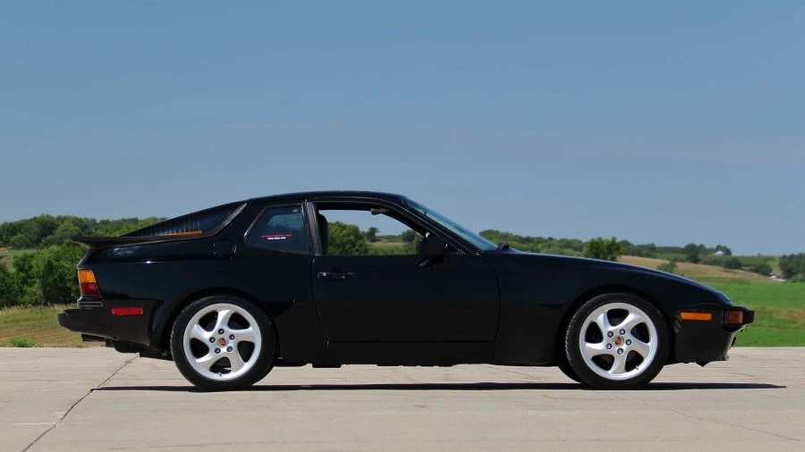 1989 Porsche 944 - Image 2 of 24