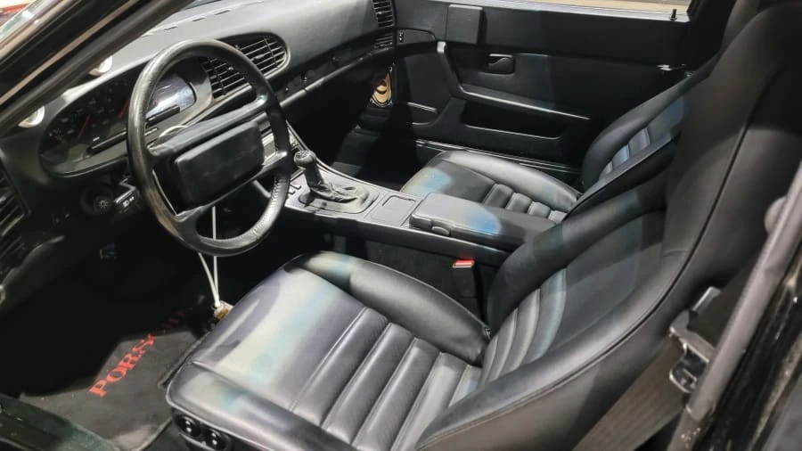 1989 Porsche 944 - Image 3 of 4