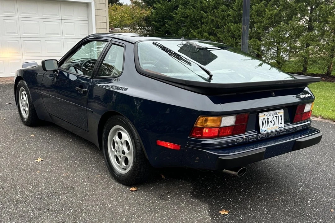 1989 Porsche 944 - Image 11 of 31