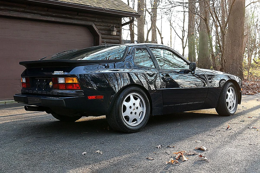 1989 Porsche 944 - Image 5 of 31