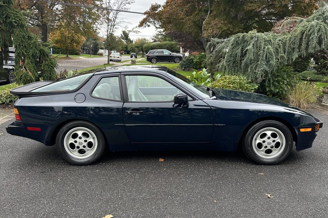 1989 Porsche 944 - Image 6 of 31