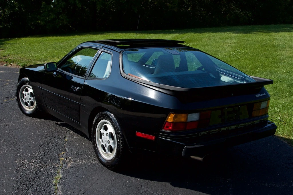 1989 Porsche 944 - Image 15 of 31