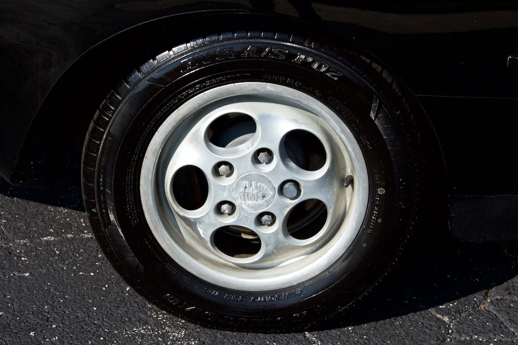 1989 Porsche 944 - Image 7 of 31