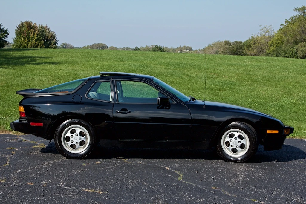 1989 Porsche 944 - Image 5 of 31