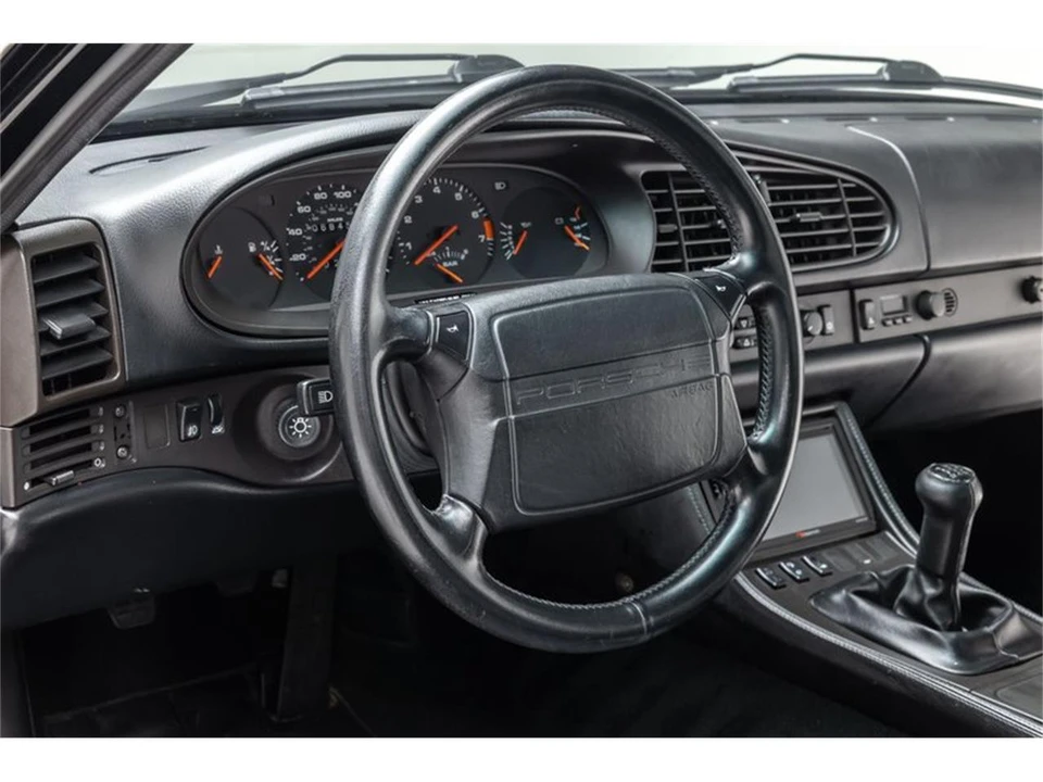 1989 Porsche 944 S2 - Image 13 of 31