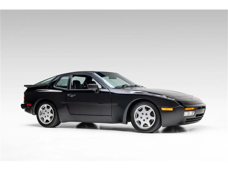 1989 Porsche 944 S2 - Image 5 of 31