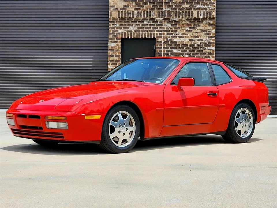 1989 Porsche 944 S2 - Image 4 of 31