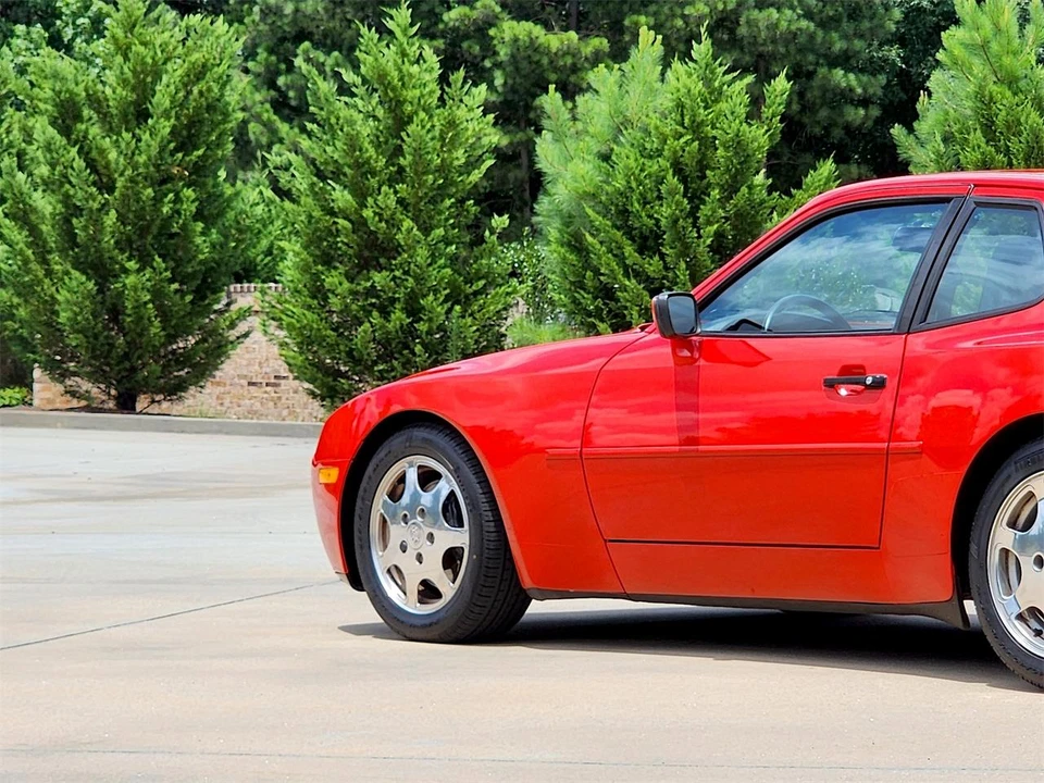 1989 Porsche 944 S2 - Image 10 of 31
