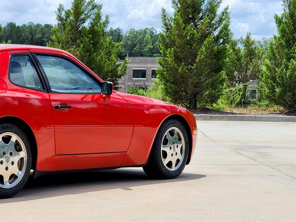 1989 Porsche 944 S2 - Image 15 of 31
