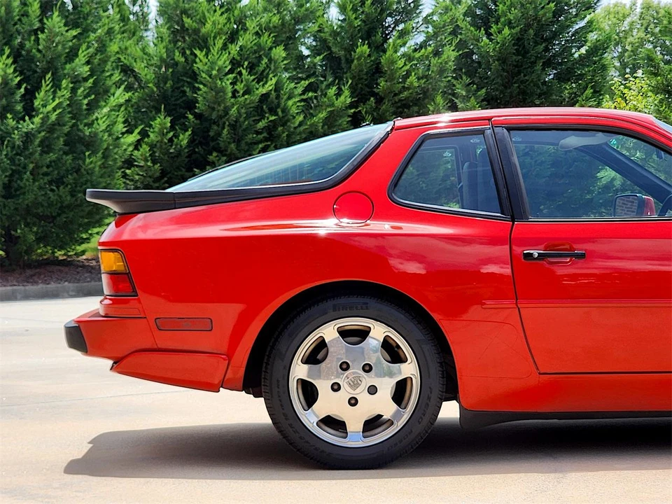 1989 Porsche 944 S2 - Image 17 of 31