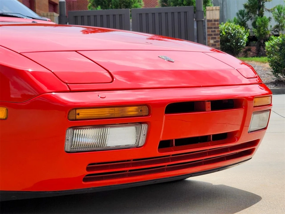 1989 Porsche 944 S2 - Image 25 of 31