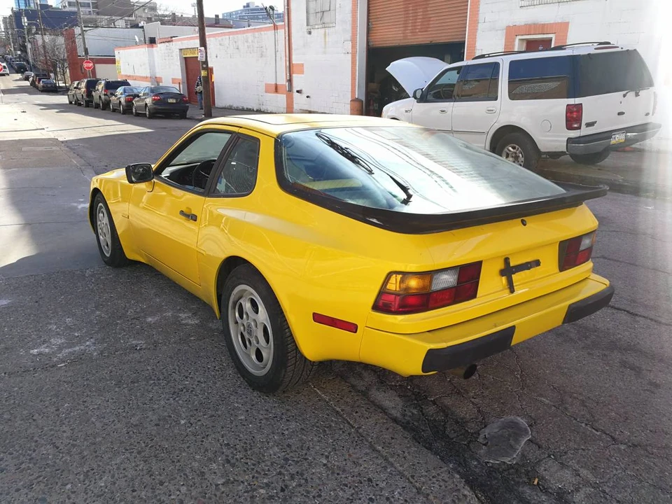1988 Porsche 944 S - Image 7 of 18