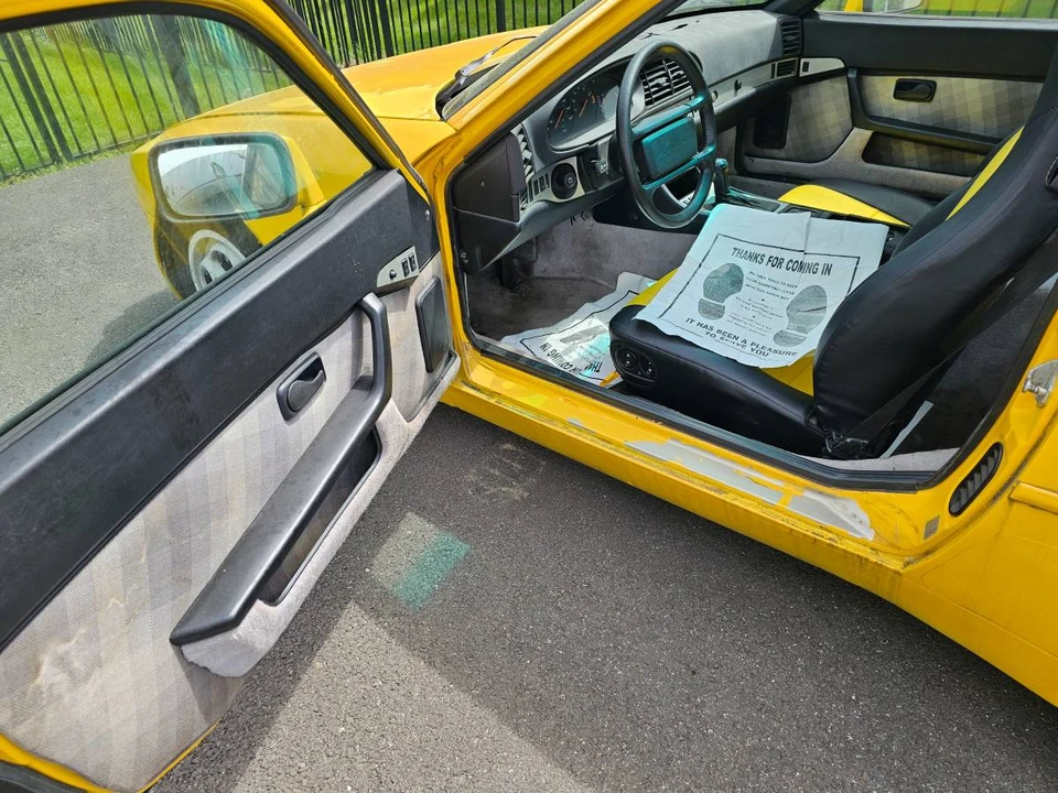 1988 Porsche 944 S - Image 13 of 18