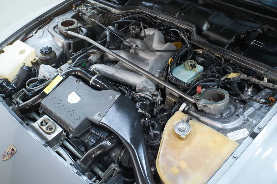 1989 Porsche 944 Turbo - Image 12 of 19