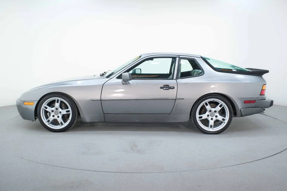 1989 Porsche 944 Turbo - Image 6 of 19