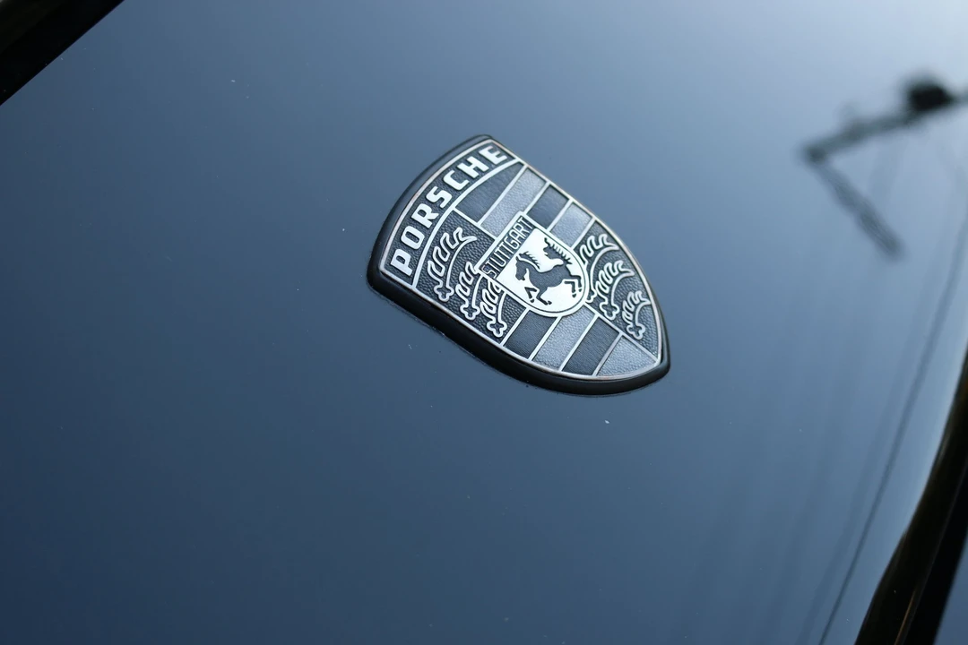 1989 Porsche 944 Turbo - Image 13 of 17