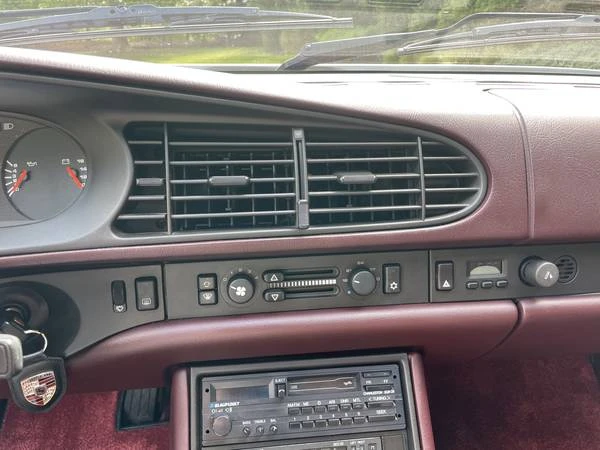 1989 Porsche 944 S2 - Image 12 of 18