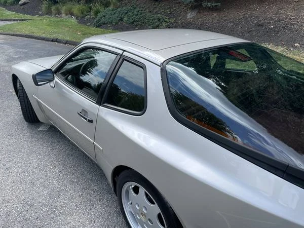 1989 Porsche 944 S2 - Image 9 of 18