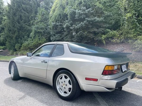 1989 Porsche 944 S2 - Image 5 of 18