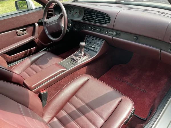 1989 Porsche 944 S2 - Image 15 of 18