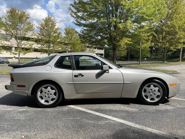 1989 Porsche 944 S2 - Image 8 of 18