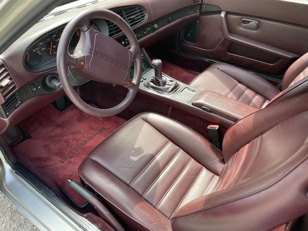 1989 Porsche 944 S2 - Image 11 of 18