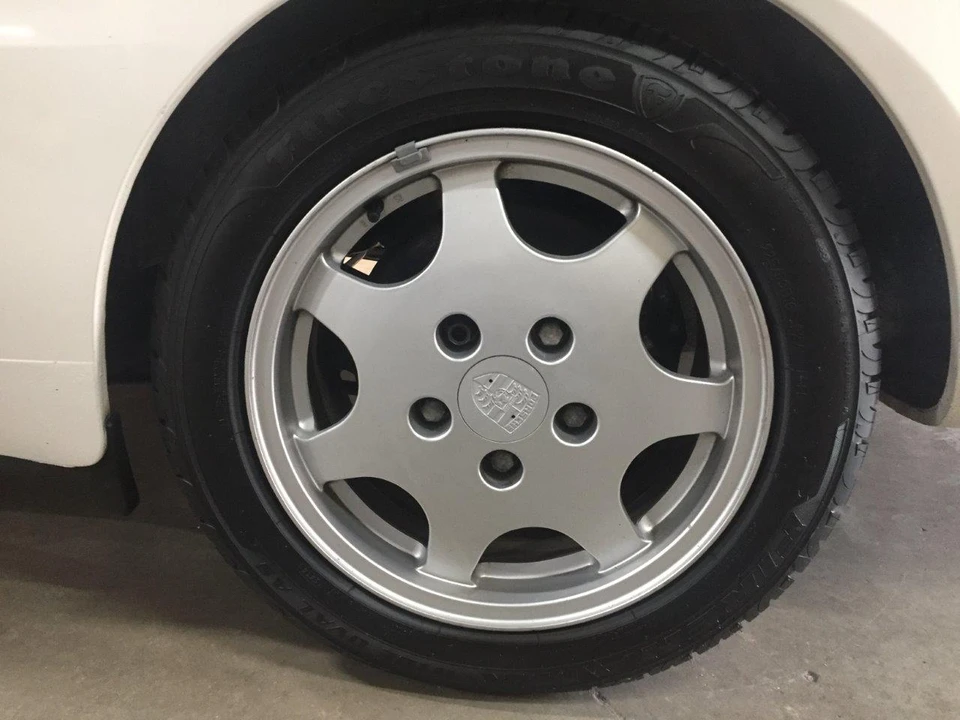 1989 Porsche 944 S2 - Image 25 of 31