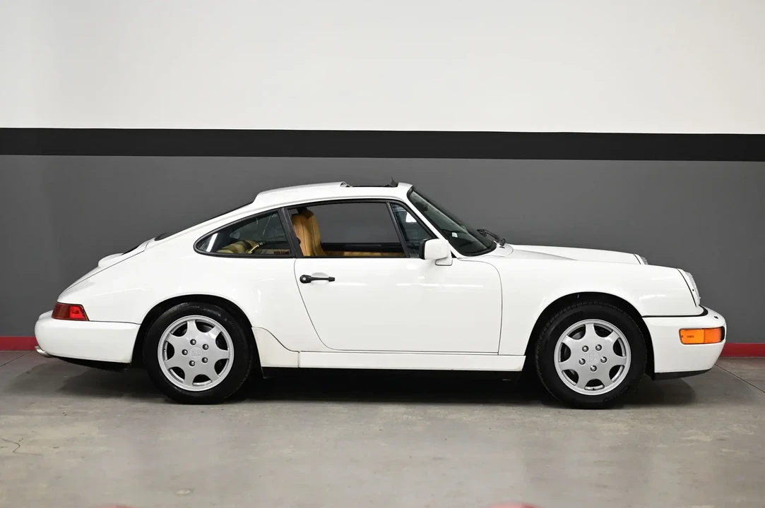 1989 Porsche 964 Carrera 4 - Image 2 of 6