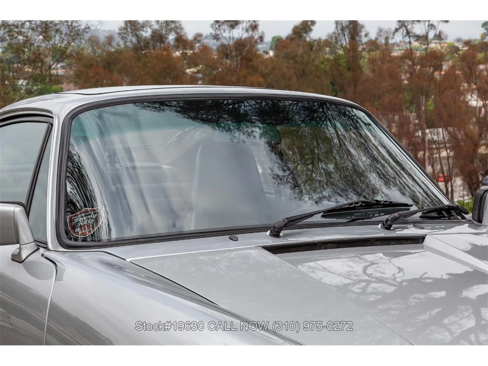 1989 Porsche 964 Carrera - Image 10 of 31