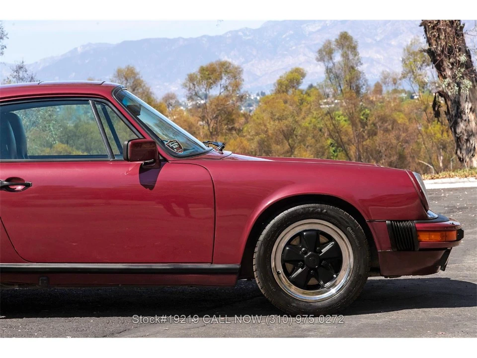 1989 Porsche 911 Carrera 3.2 - Image 13 of 31