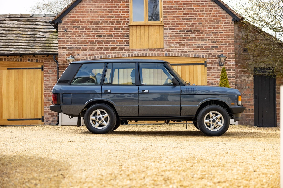 1989 Land Rover Range Rover Classic - Image 9 of 31