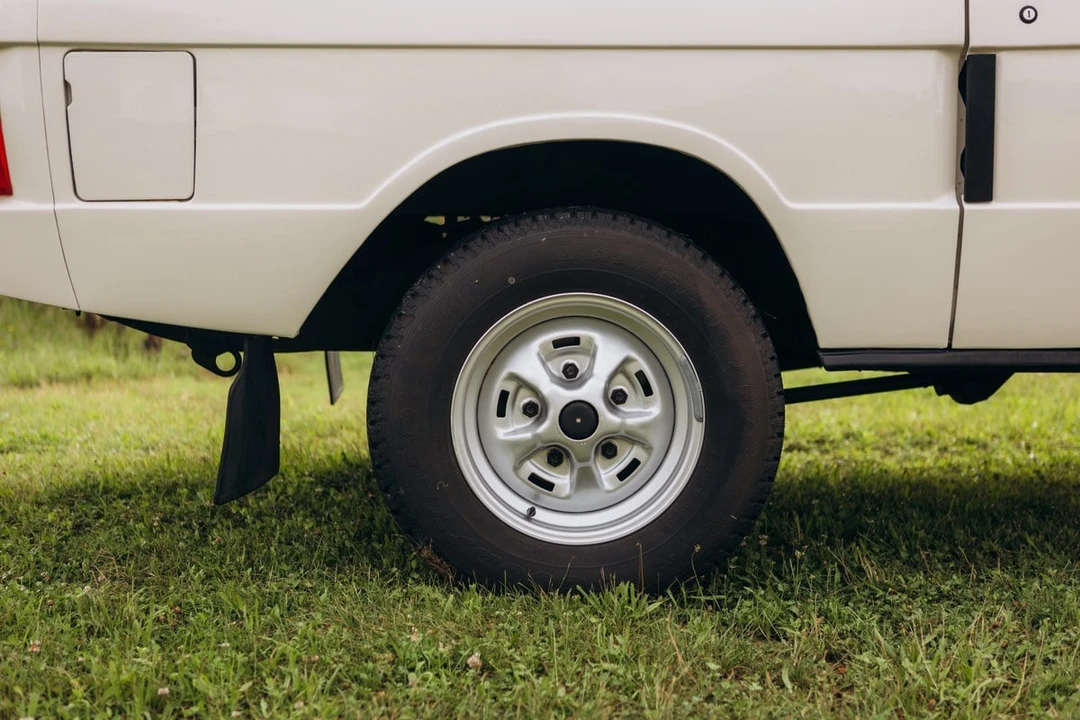 1989 Land Rover Range Rover Classic - Image 17 of 30