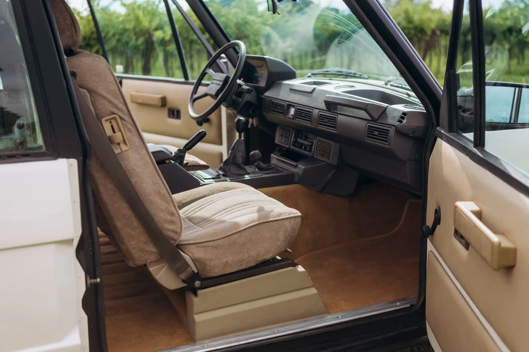 1989 Land Rover Range Rover Classic - Image 25 of 30